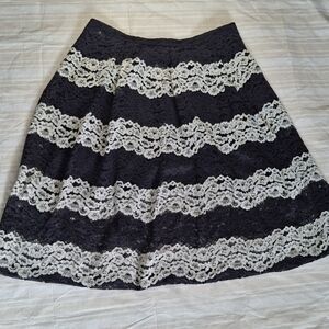 Who What Wear Women Skirt Size 16 Black Striped Floral Lace Flowy A Line Career